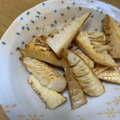 写真より実物はもっといい色にこんがり焼けました！バターの香りと筍の風味がマッチしてとても美味しかったです♩ごちそう様でした★